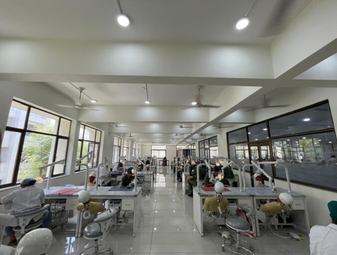 Copy of 6 fully equiped preclinical lab